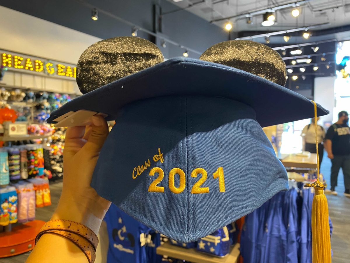2021-graduation-cap-9