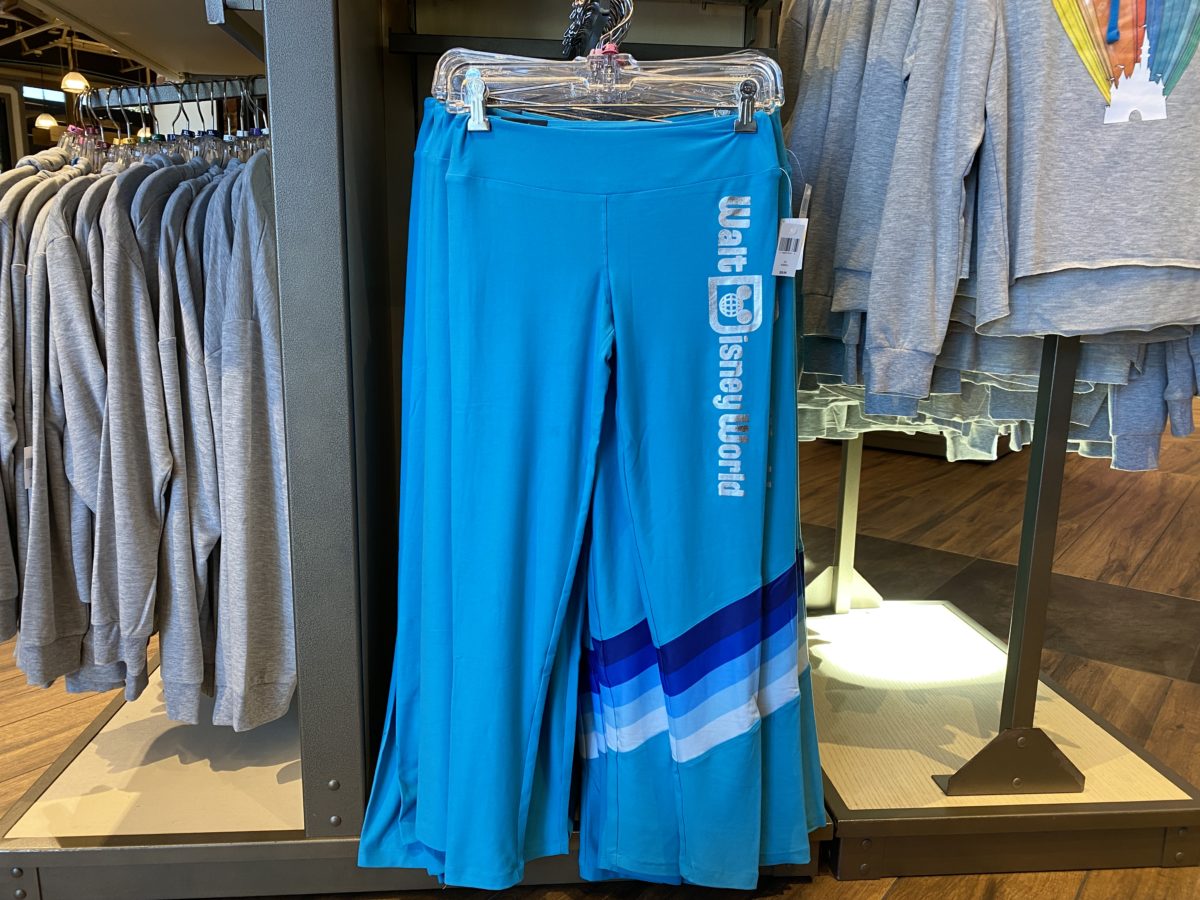 blue-walt-disney-world-striped-leggings-disney-springs-02042021-4013076