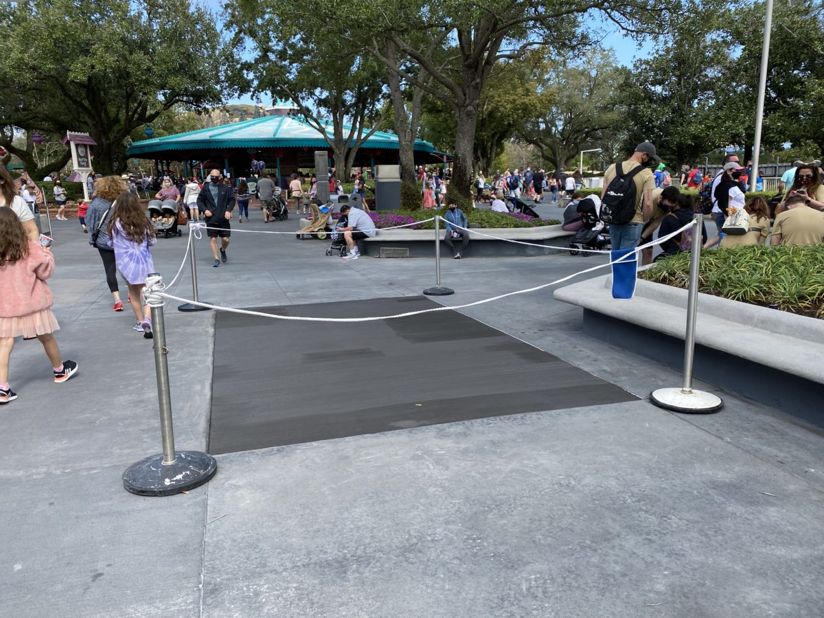 concrete-work-cosmic-rays-starlight-cafe-magic-kingdom-02162021-2069734