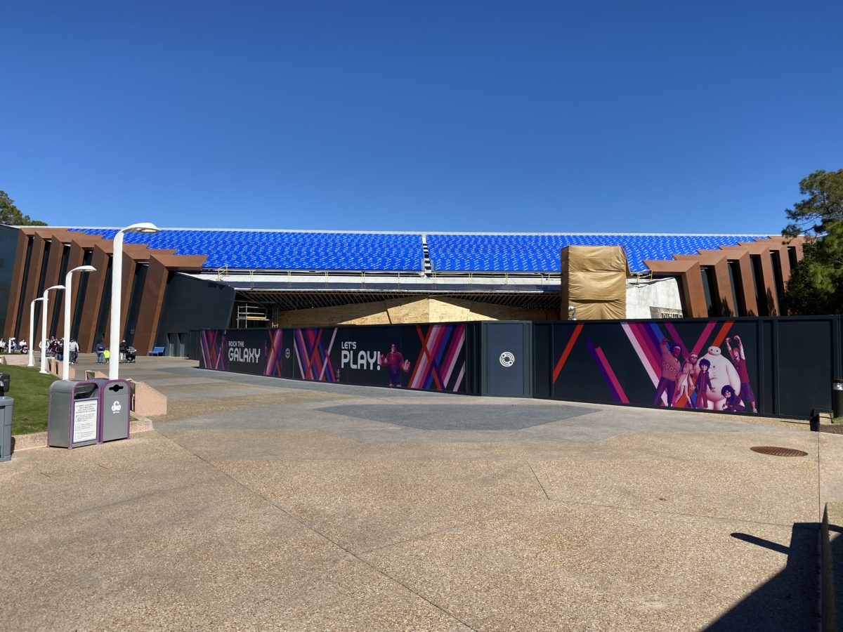 guardians-of-the-galaxy-cosmic-rewind-roof-covered-in-blue-sheeting-epcot-02032021-7195670