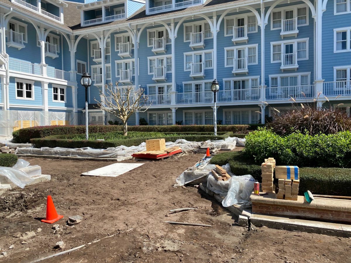 PHOTOS Disney's Beach Club Resort Courtyard Undergoing Refurbishment