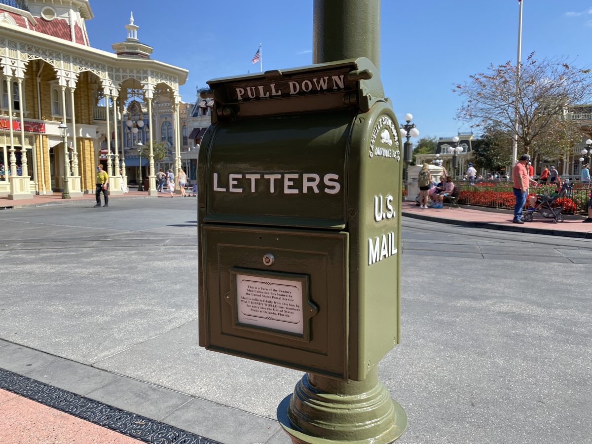 mail-box-returns-city-hall-magic-kingdom-02092021-1323921