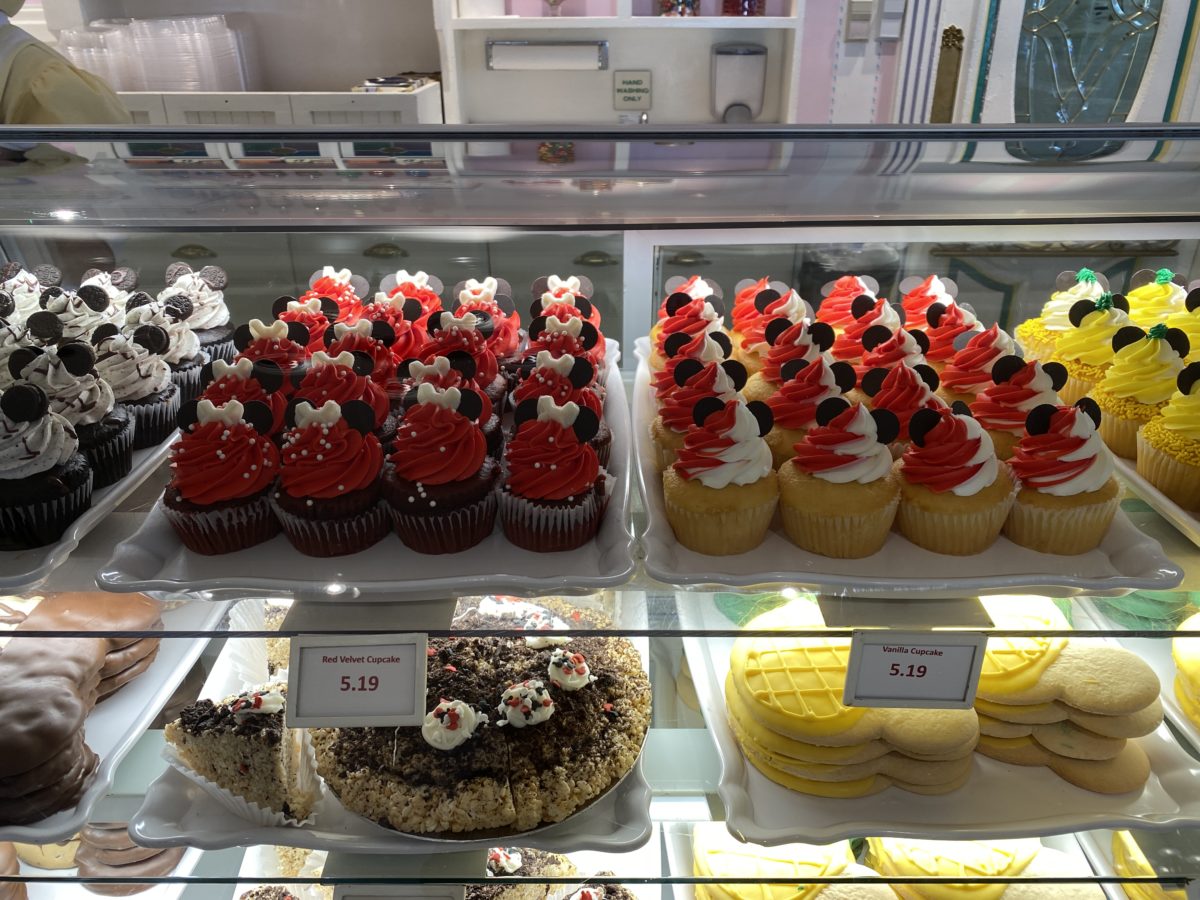 new-cupcakes-confectionery-magic-kingdom-02092021-4642640