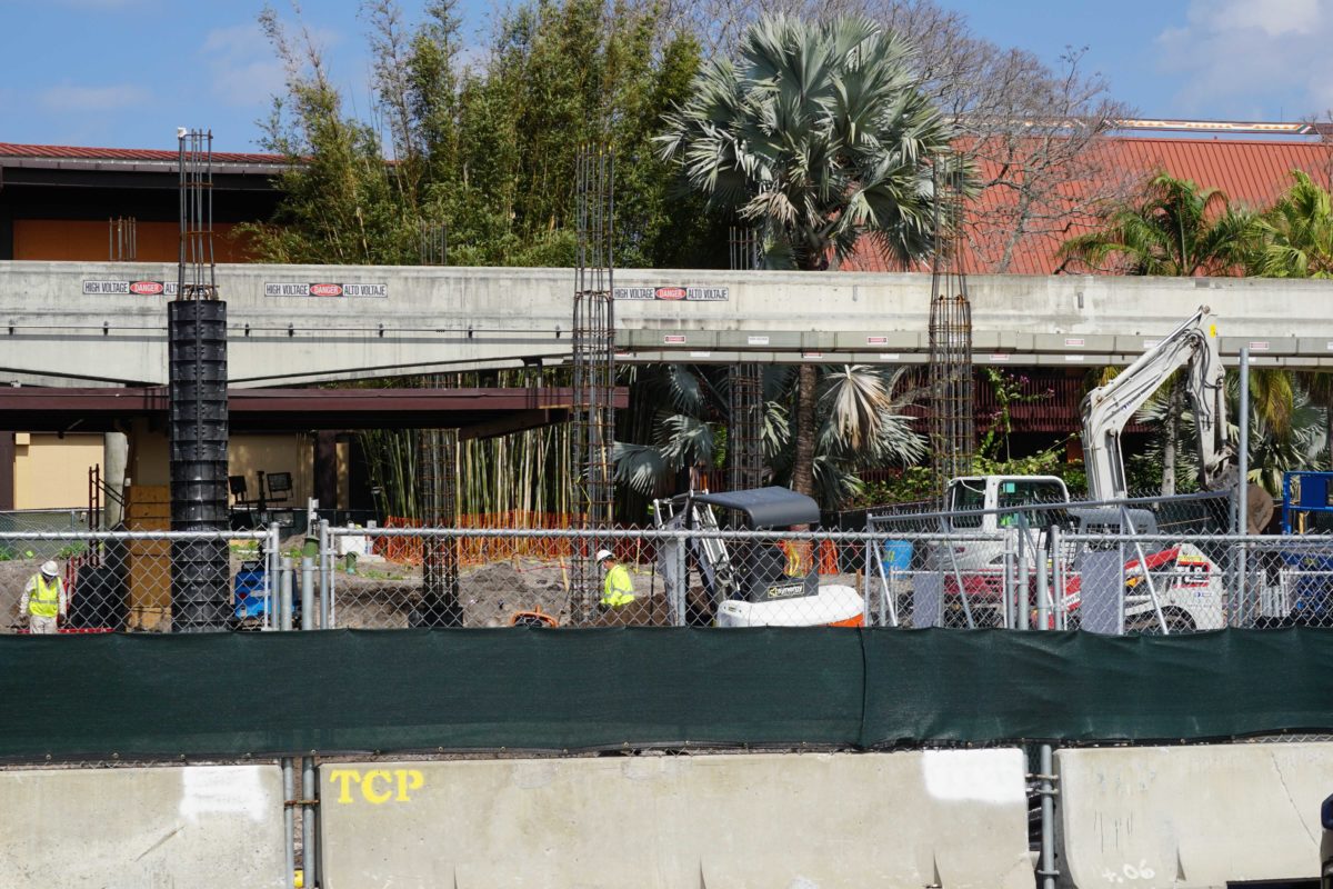 polynesian-village-construction-5