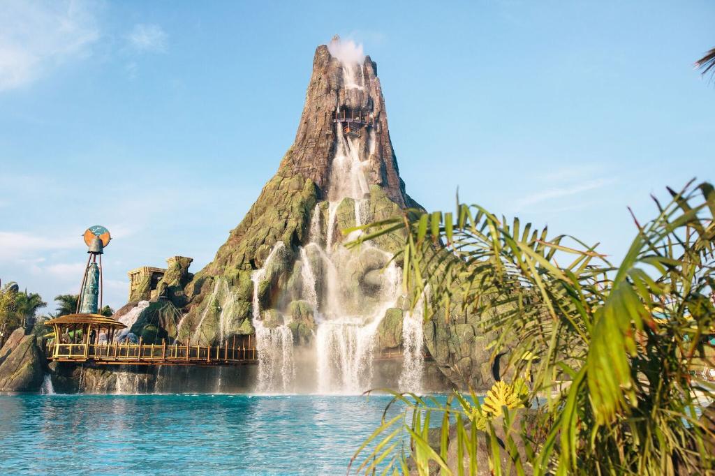 universal-orlando-volcano-bay