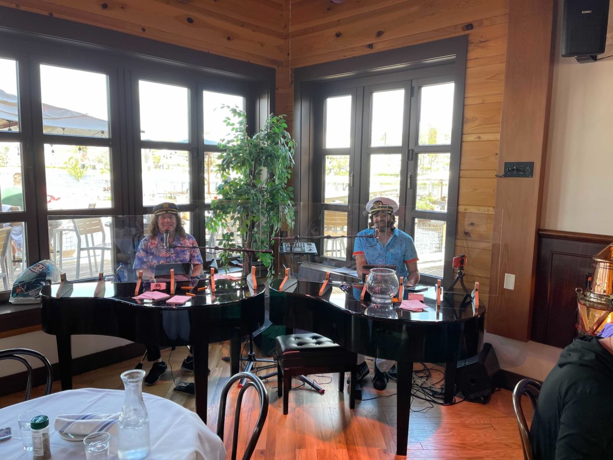 boathouse-dueling-pianos-22