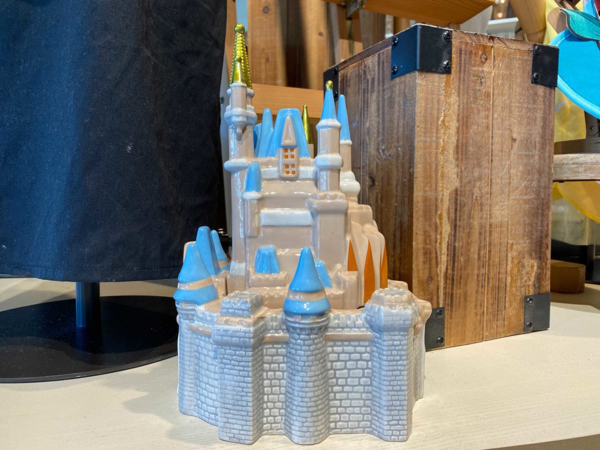 cinderella-castle-cookie-jar-1