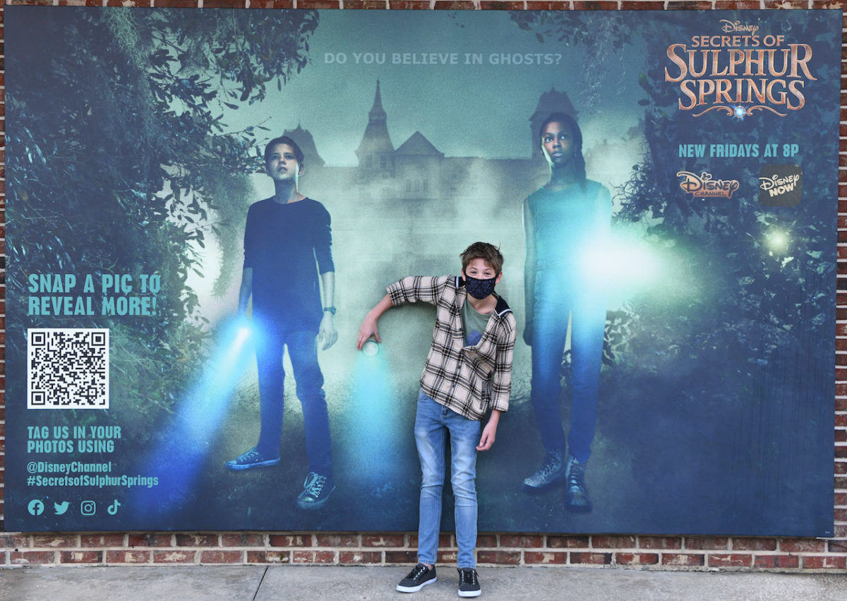 LimitedTime "Secrets of Sulphur Springs" Popup PhotoOp at Disney