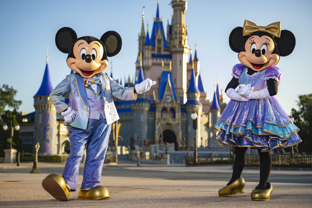 ontspannen vlot Nederigheid PHOTOS: Walt Disney World Unveils "The World's Most Magical Celebration"  50th Anniversary Character Costumes for Mickey and Minnie Mouse - WDW News  Today
