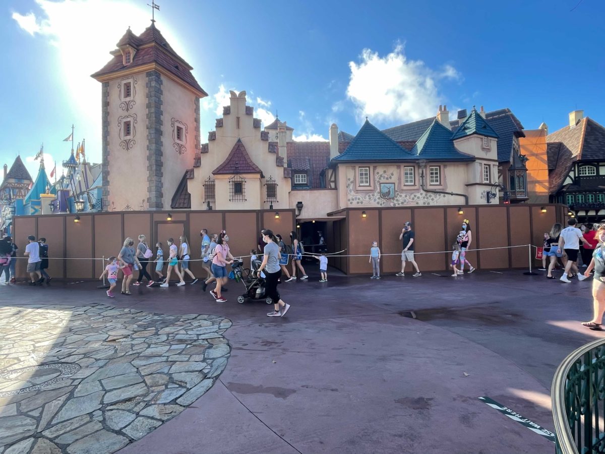 peter-pans-flight-scrim-1