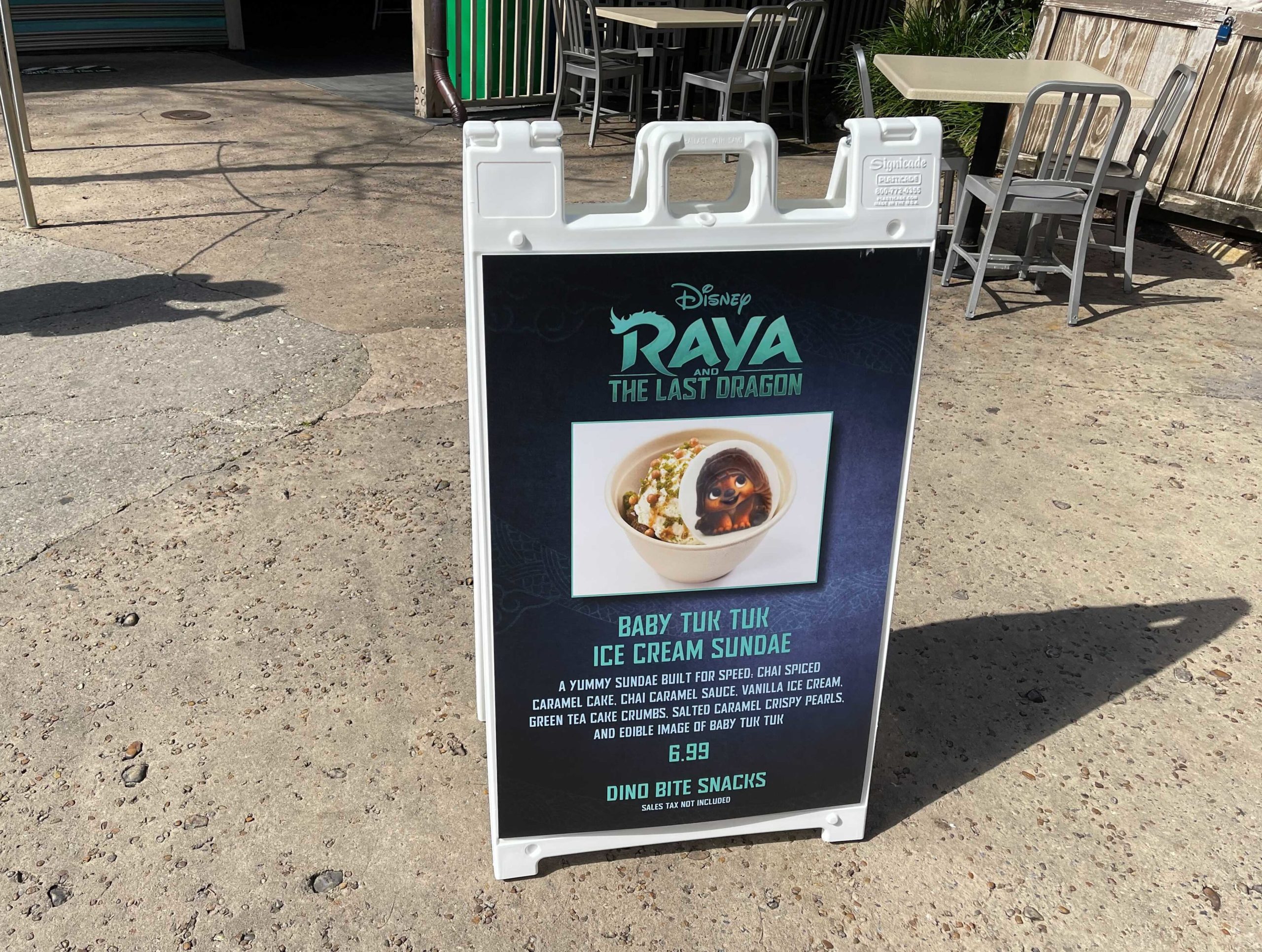 raya-sundae-sign