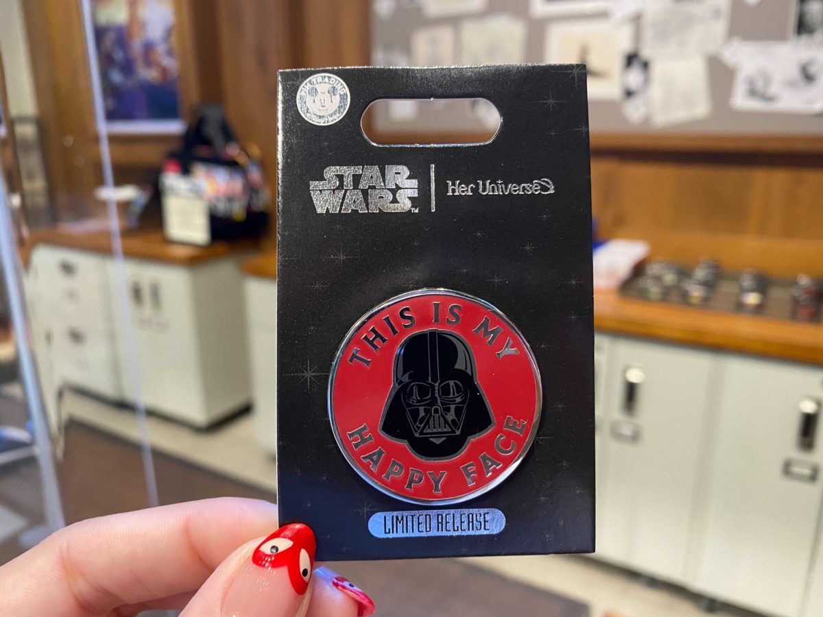 star-wars-her-universe-pins-5