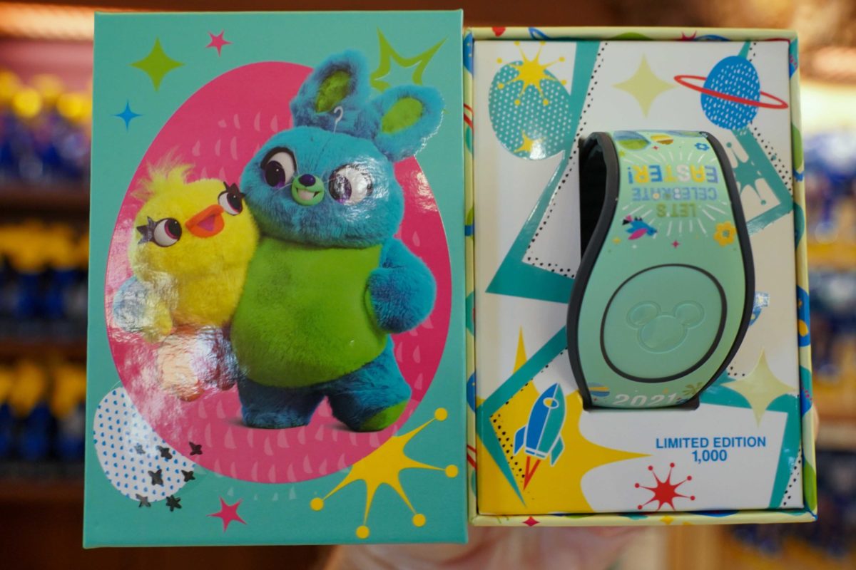 PHOTOS Limited Edition 1000 "Toy Story 4" Easter 2021 MagicBand Hops