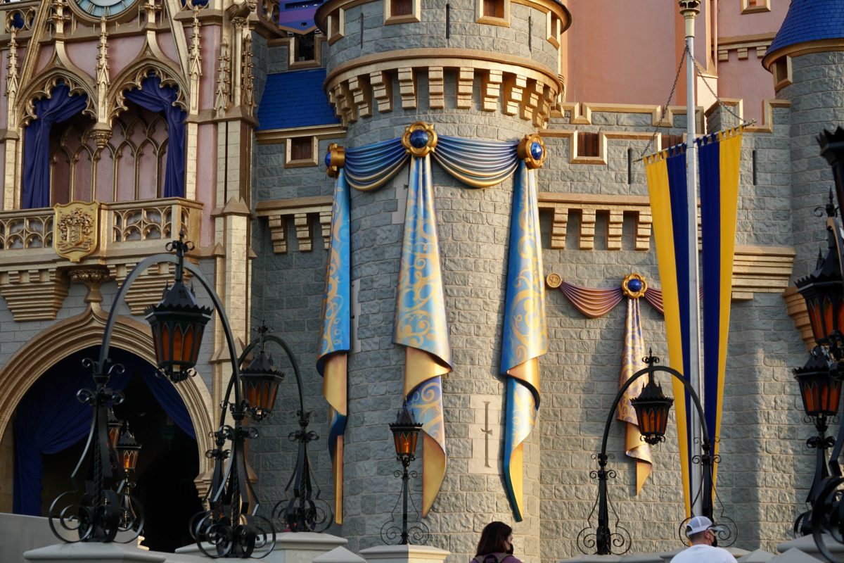 cinderella-castle-50th-anniversary-2-1731853