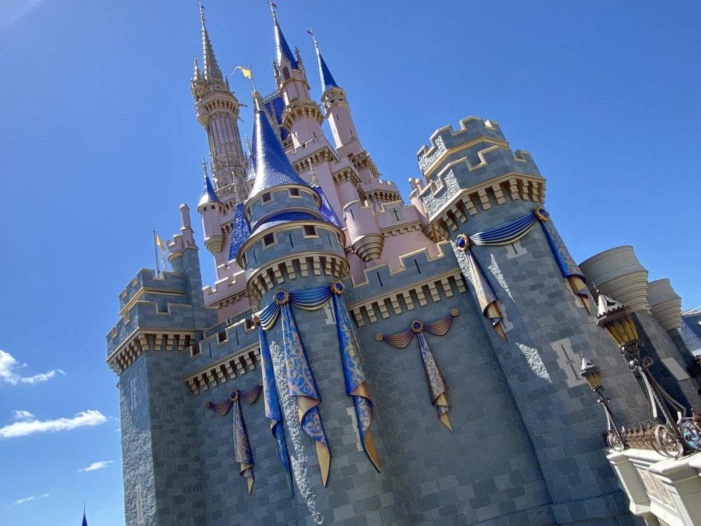 cinderella-castle-50th-anniversary-decor-featured-image-hero-magic-kingdom-03192021-7255655