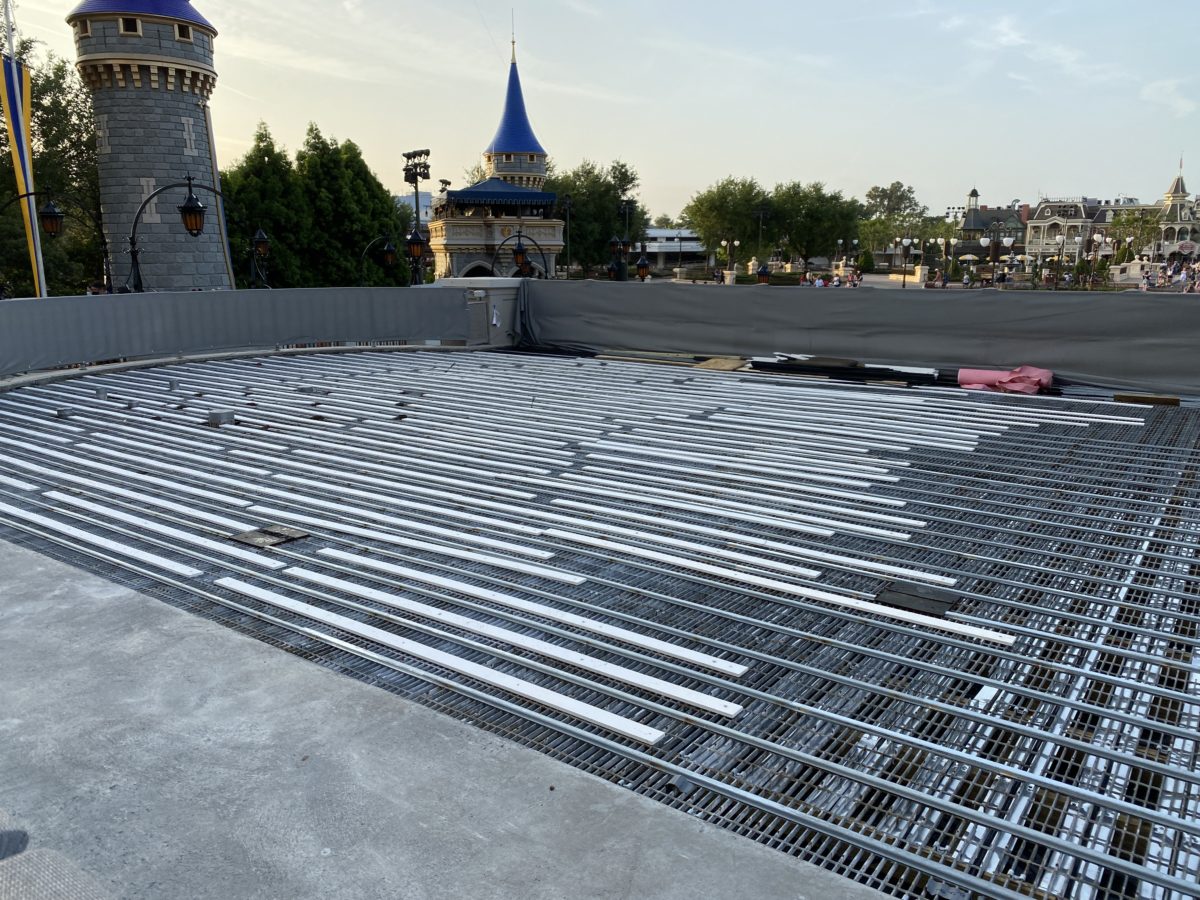 cinderella-castle-stage-left-progress-magic-kingdom-03312021-3270001