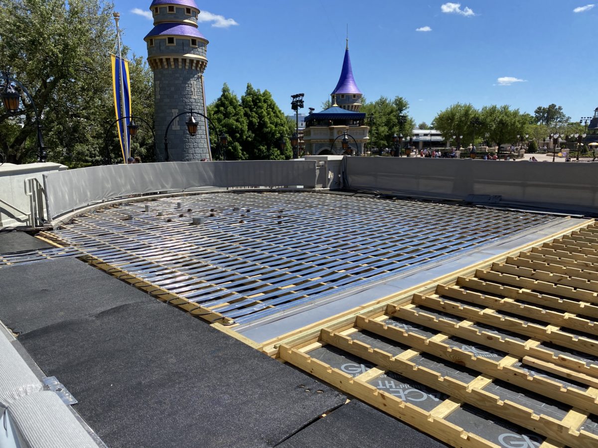 cinderella-castle-stage-metal-tubing-completed-on-half-of-the-stage-magic-kingdom-03192021-9663189
