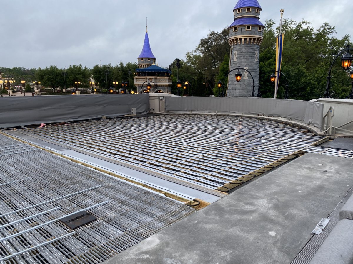 cinderella-castle-stage-right-progress-magic-kingdom-03262021-4605590