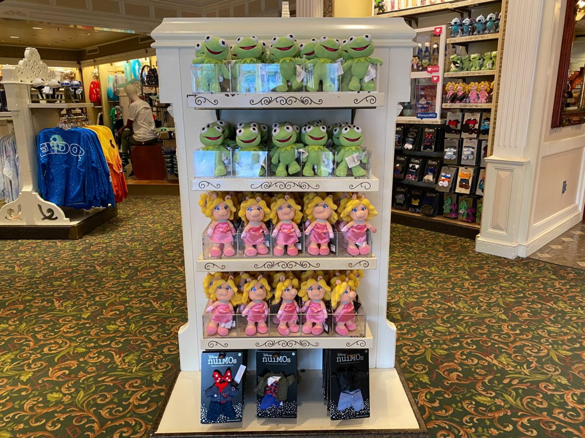 Photos The Muppets Kermit The Frog And Miss Piggy Disney Nuimos Plus Fashion Collection 2 Accessories Released At Walt Disney World And Online Wdw News Today