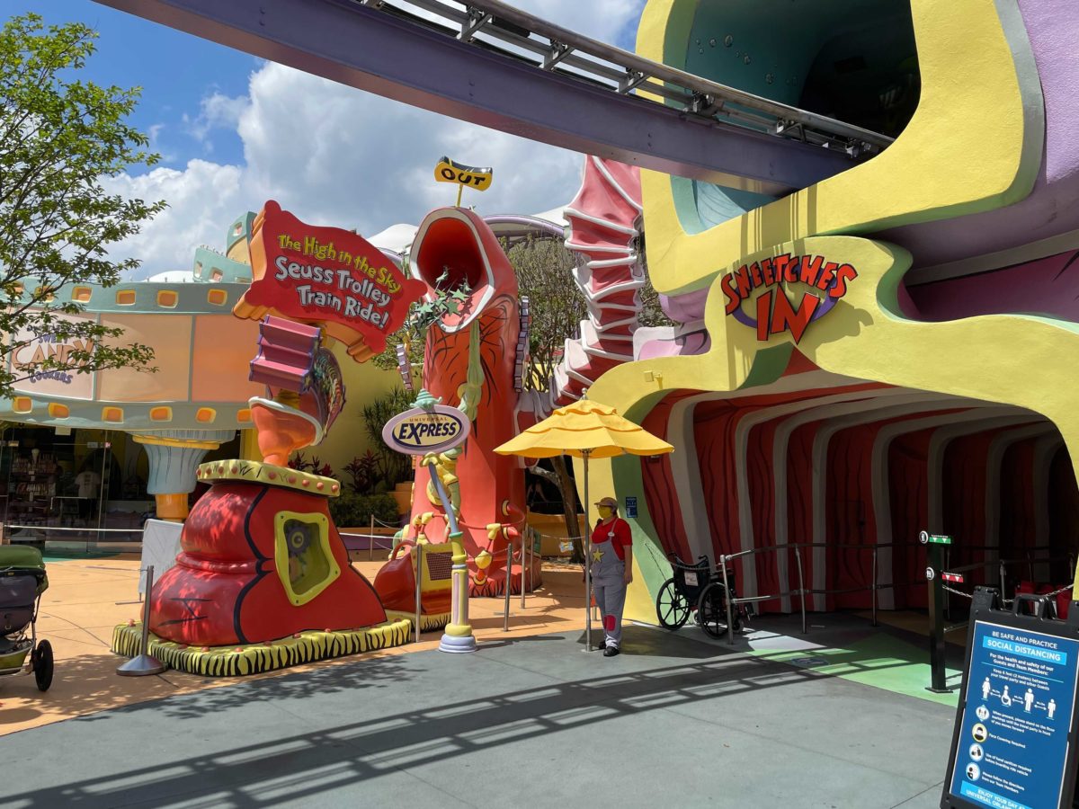 Photos: The High In The Sky Seuss Trolley Train Ride! Now Loading Every 