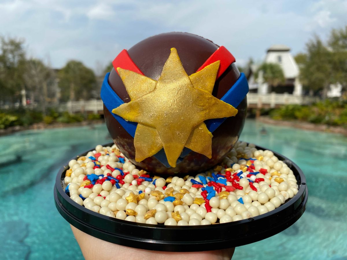 captain-marvel-pinata-8