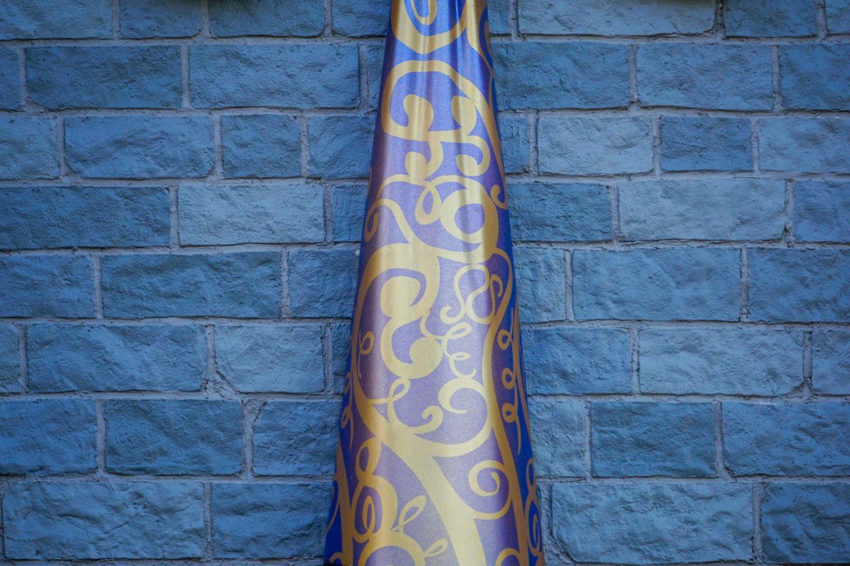 castle50thdecorationclose7-7022103