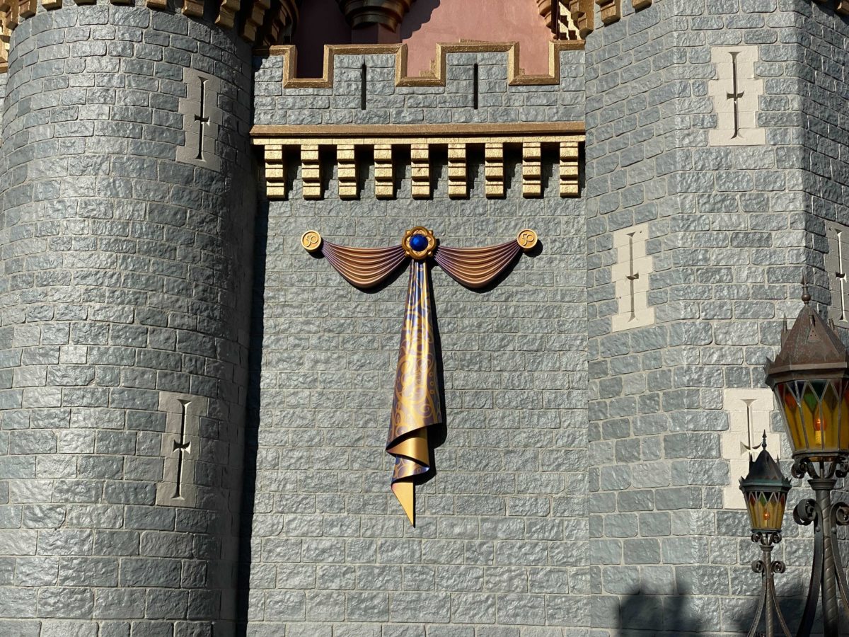 cinderella-castle-decor-03-12-2