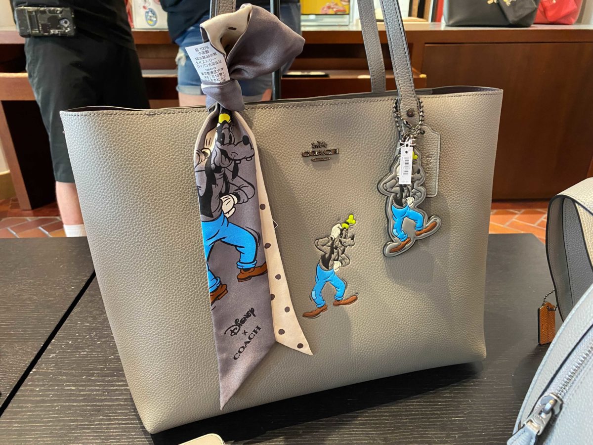 coach goofy purse