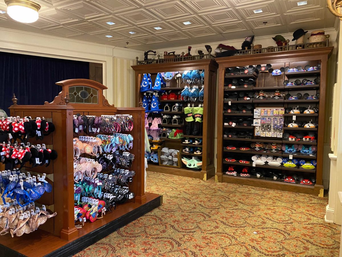 PHOTOS: Curtain Call Collectibles Partially Reopens as Headwear and ...