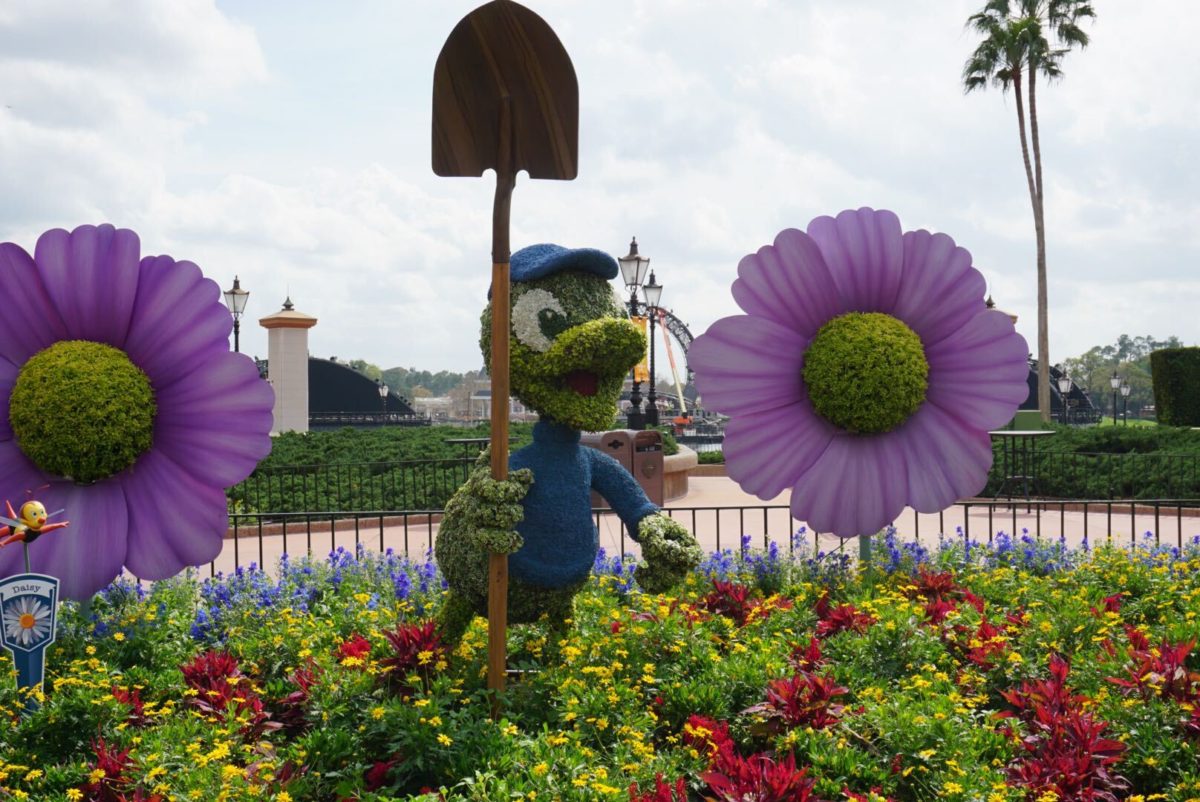 ducks-topiary-0