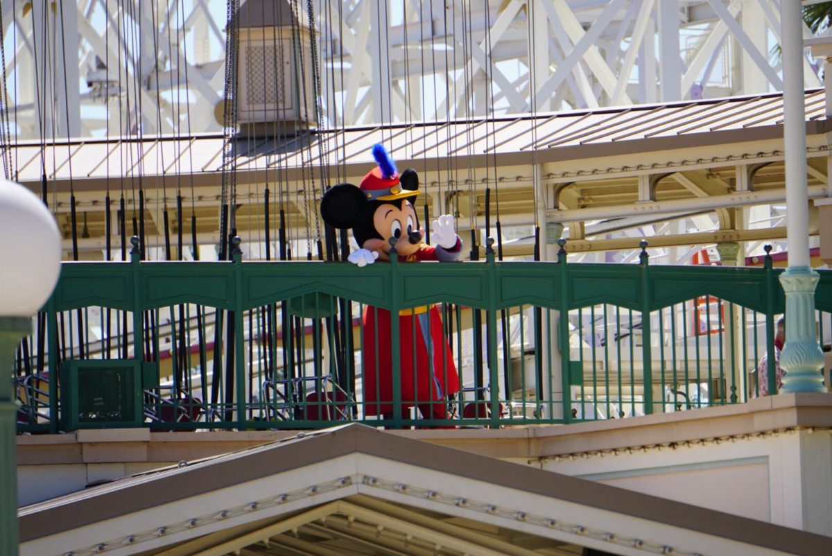 mickey-mouse-silly-symphony-swings-touch-of-disney-2-4784889