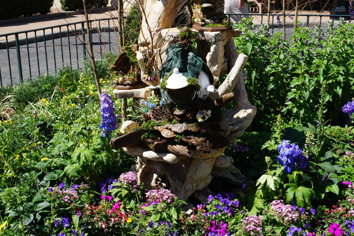 tinker-bell-topiary-topiaries-10