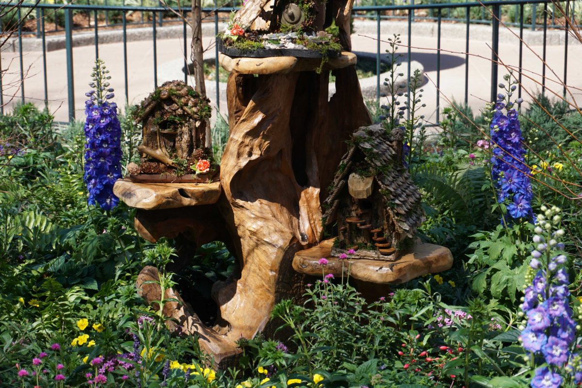 tinker-bell-topiary-topiaries-3