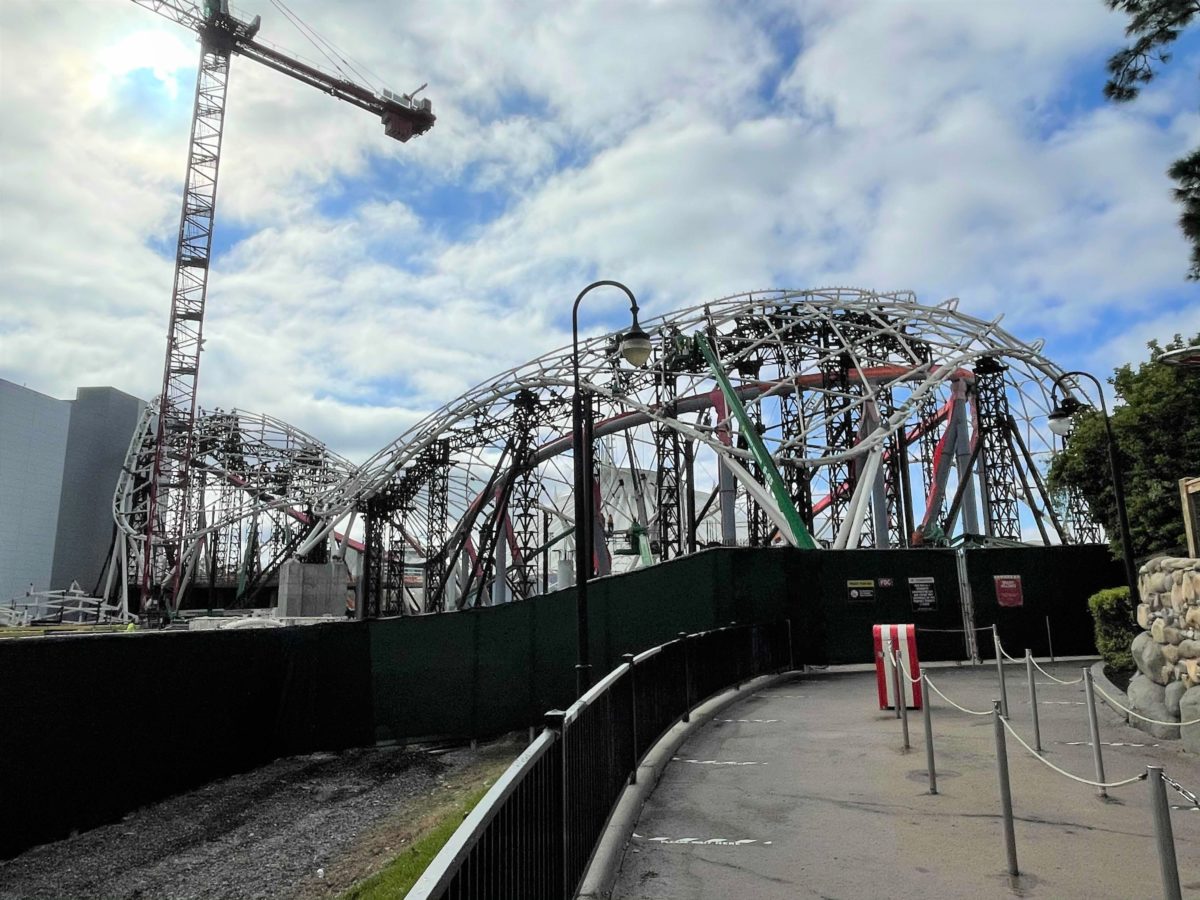 tron-lightcycle-run-construction-march-4-5-1