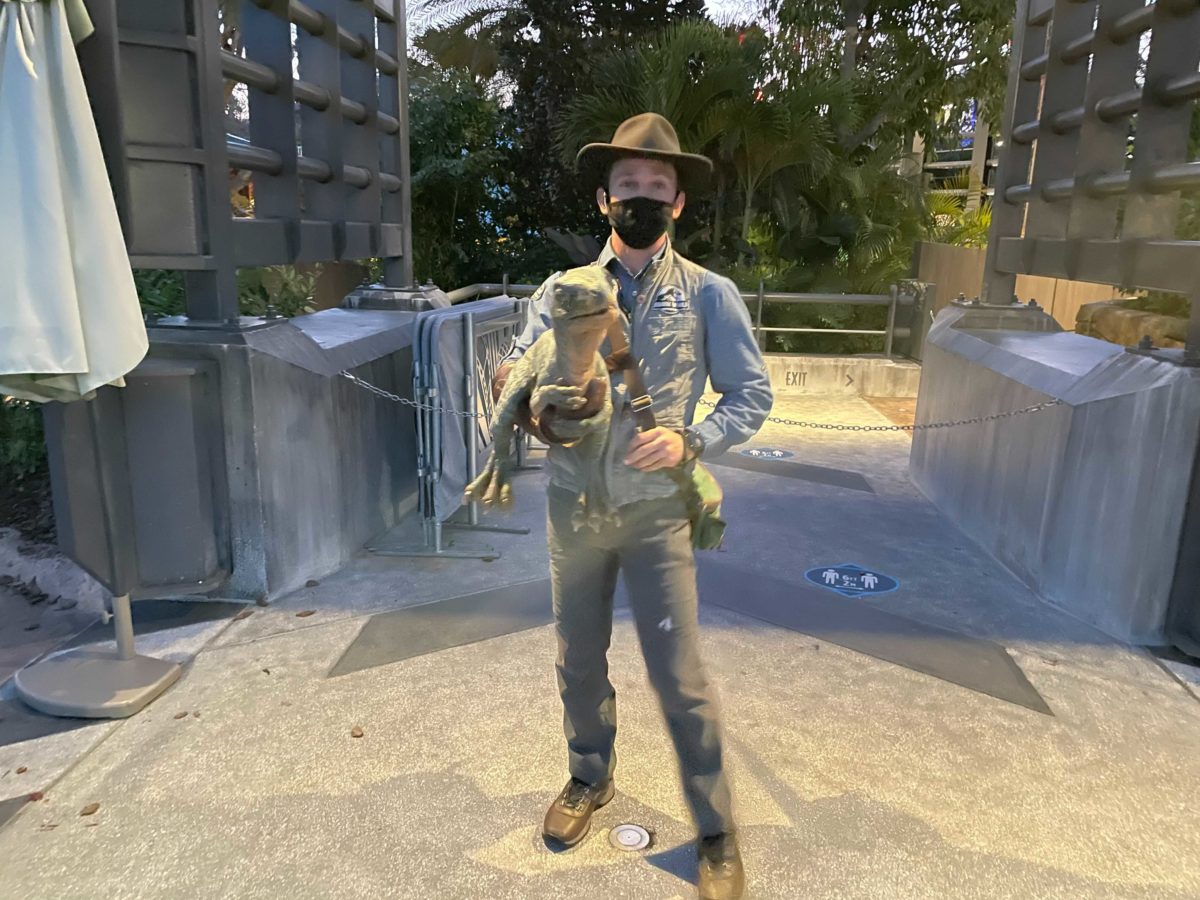 universal-baby-sierra-raptor-encounter-3-7-21-2966098