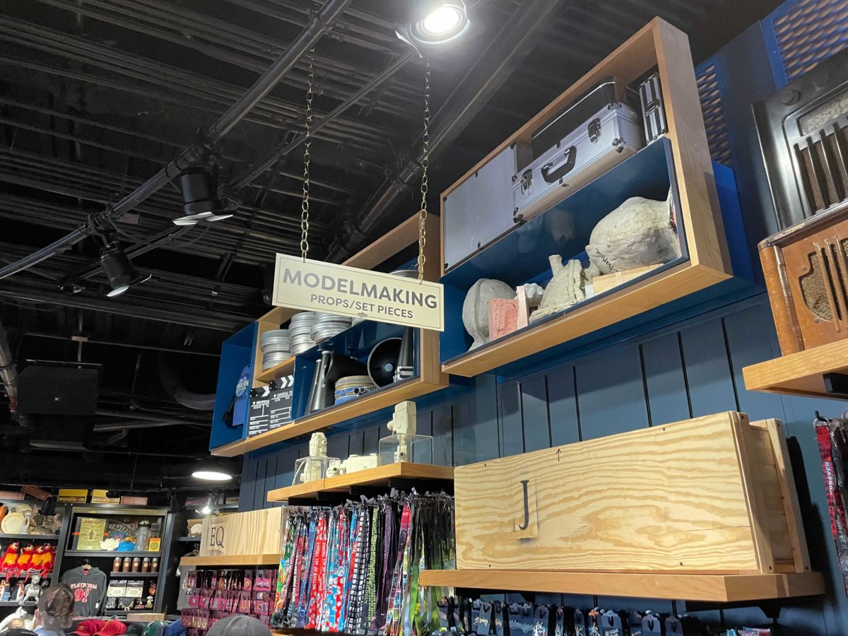 universal-store-props-0
