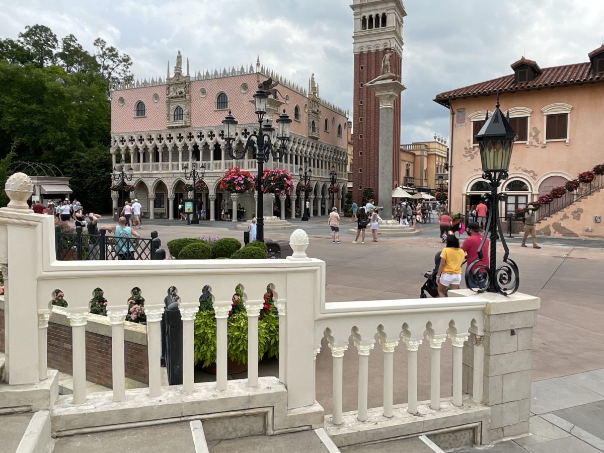 11_italy_041621-1739131