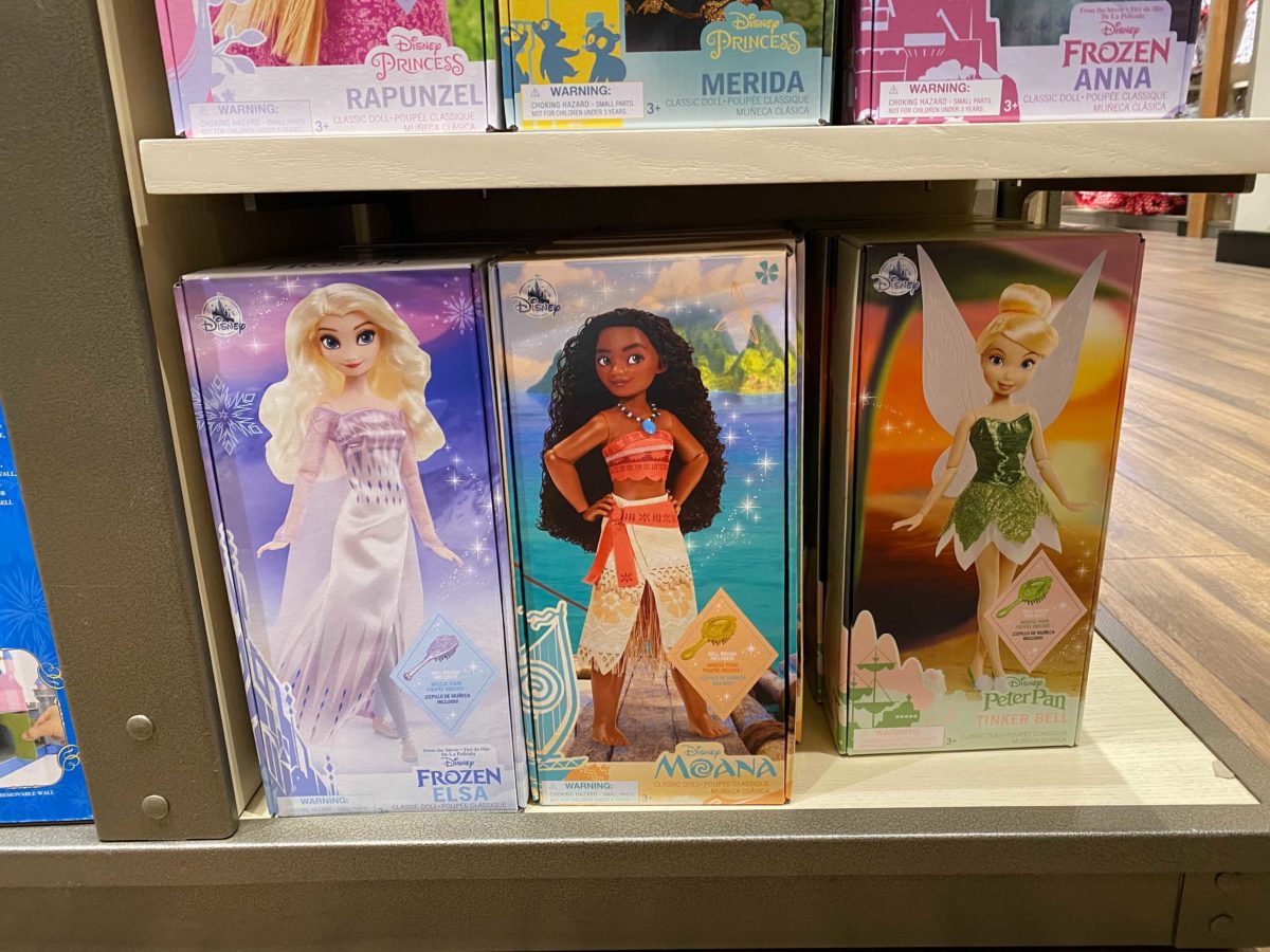 downtown-disney-district-plastic-free-packaging-classic-dolls-13-6740866