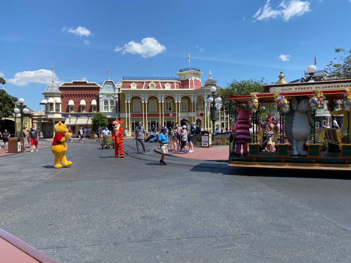 pooh-cavalcade-200