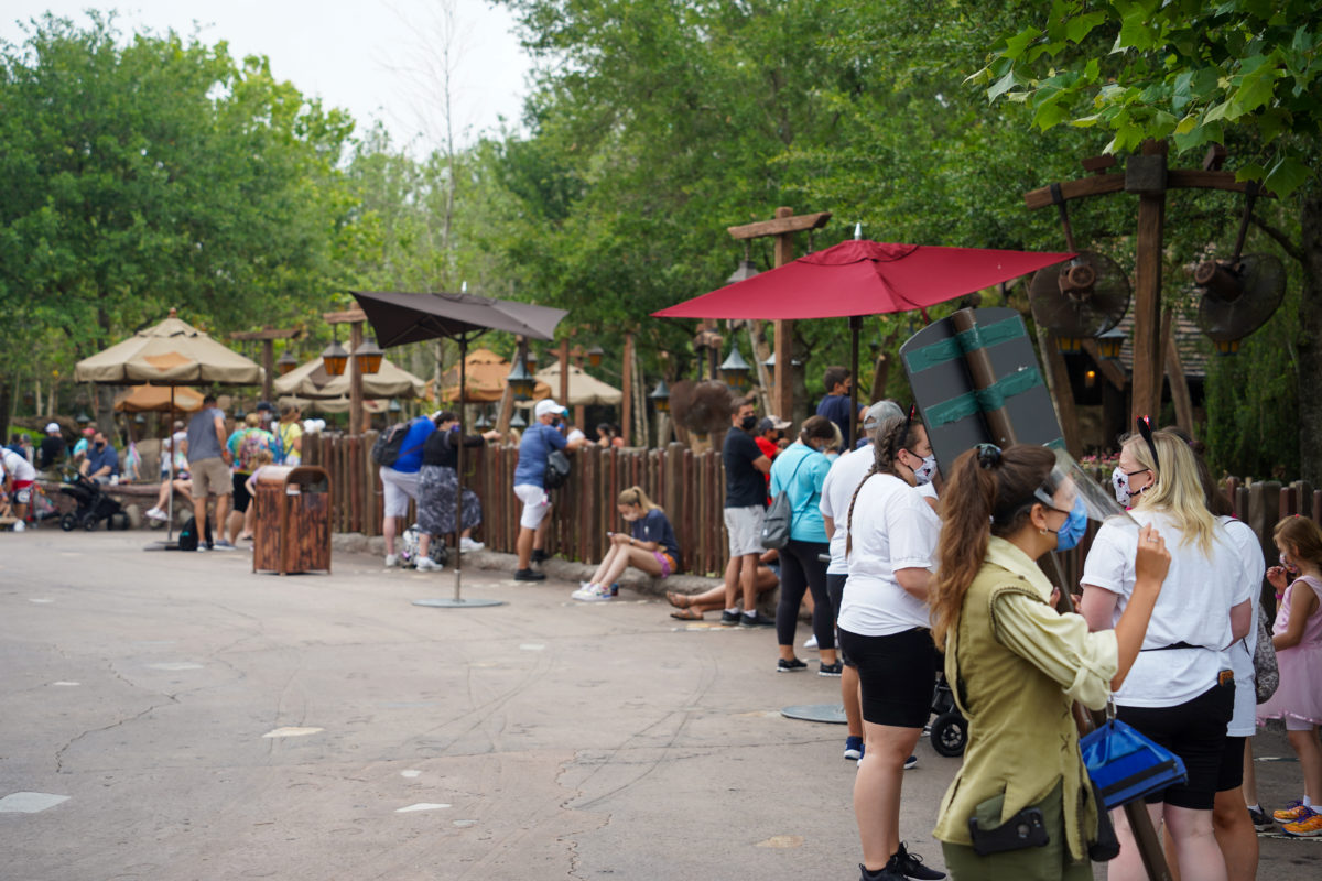 seven-dwarfs-mine-train-down-4-17-21-2-1481469