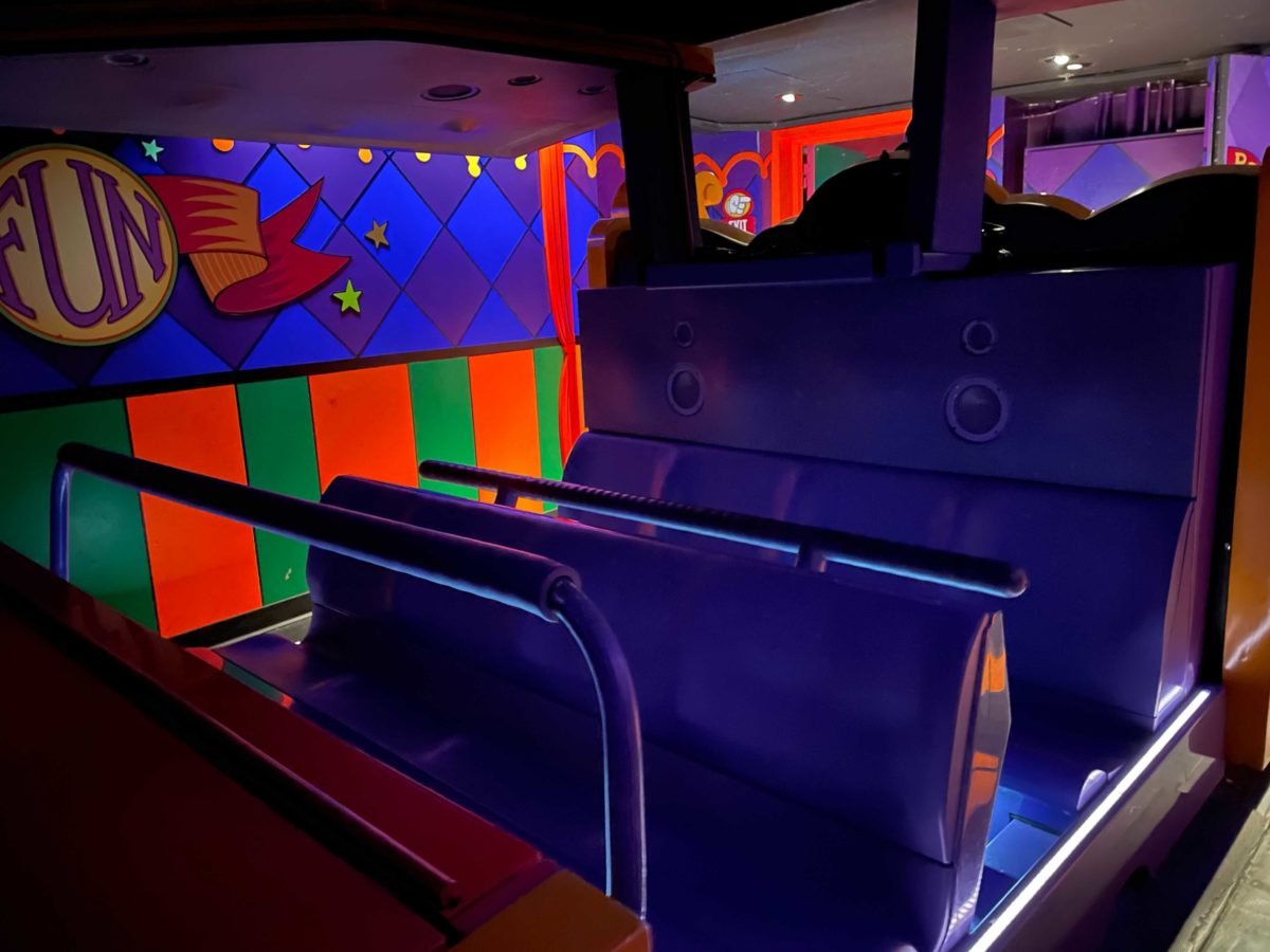 Photos The Simpsons Ride Reopens With Hand Sanitizing Physical Distancing And No Pre Show At