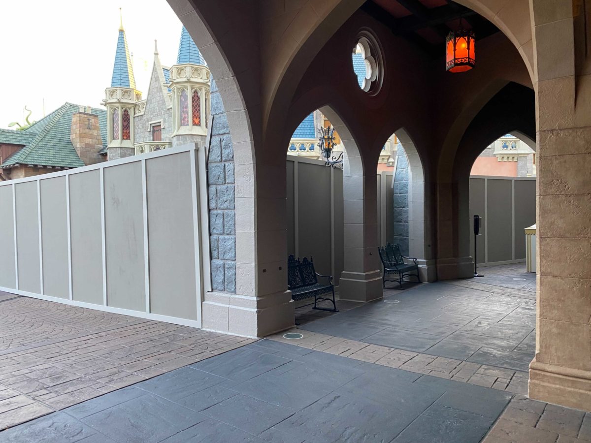 cinderella-castle-construction-walls-1