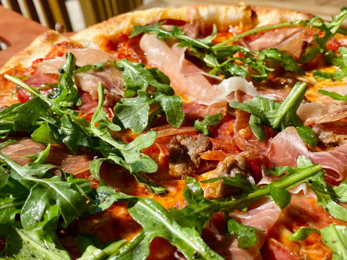 craftsman-bar-grill-charcuterie-pizza-5-8346004