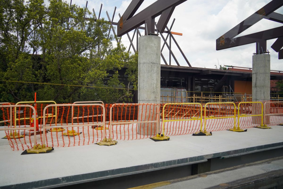 disney-polynesian-construction-update-monorail-station-04-24-2132