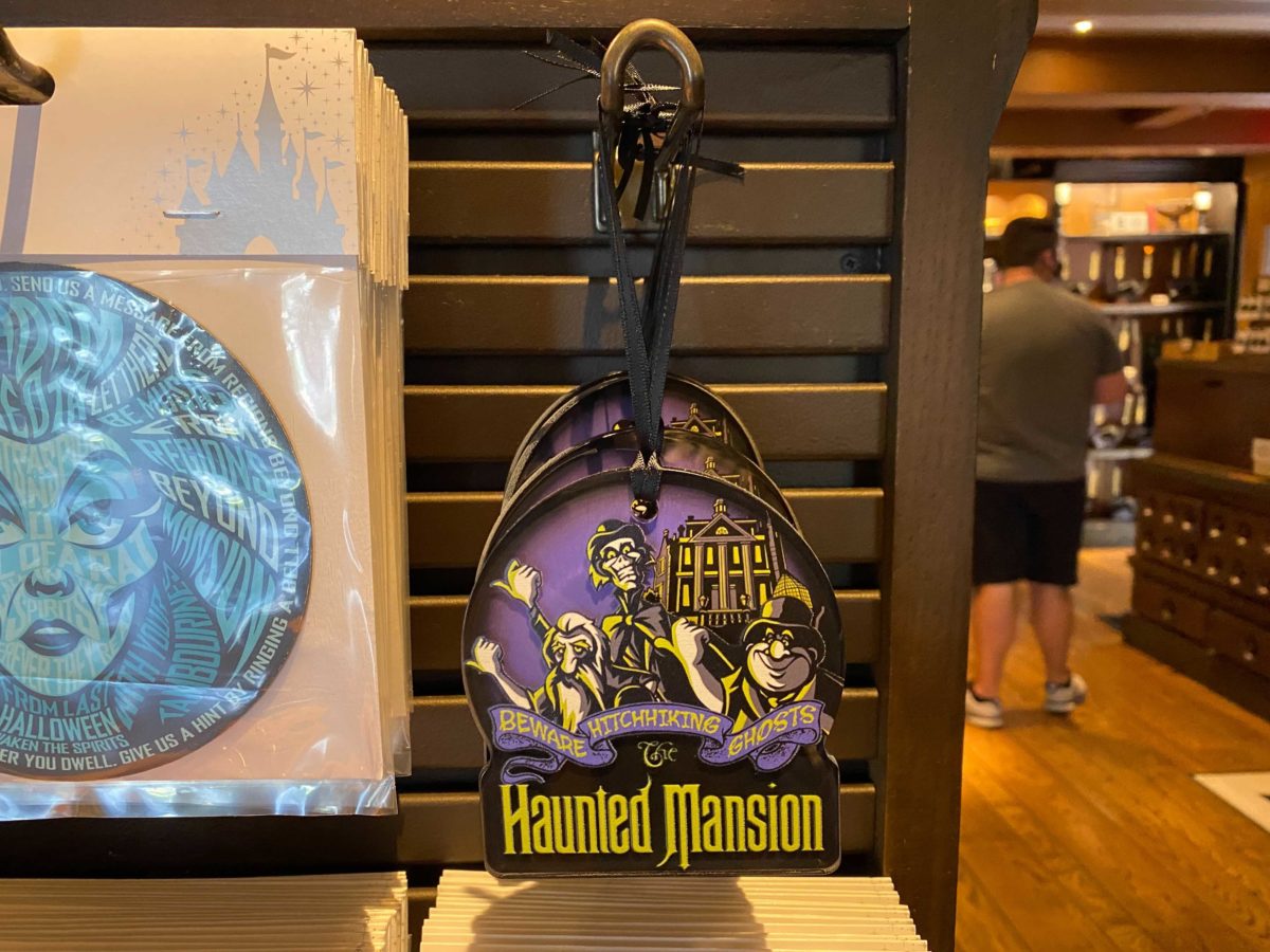haunted-mansion-ornament-2