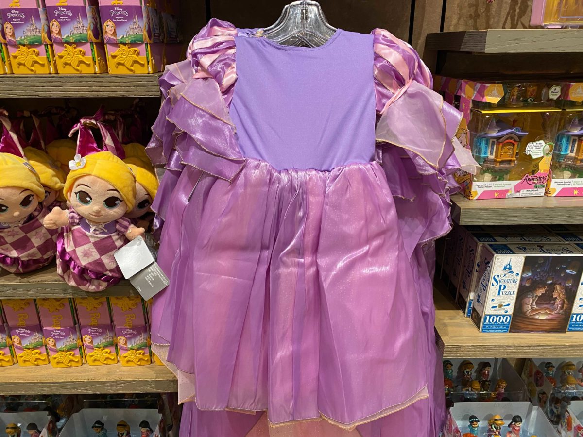 new-castle-collection-dresses-walt-disney-world-17