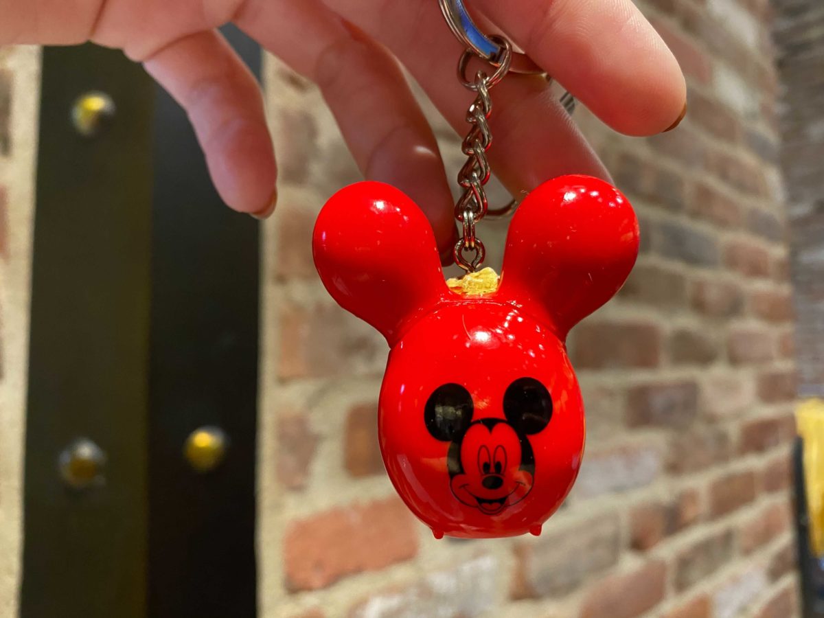 PHOTOS New Disney Parks Food Keychains Now Served at