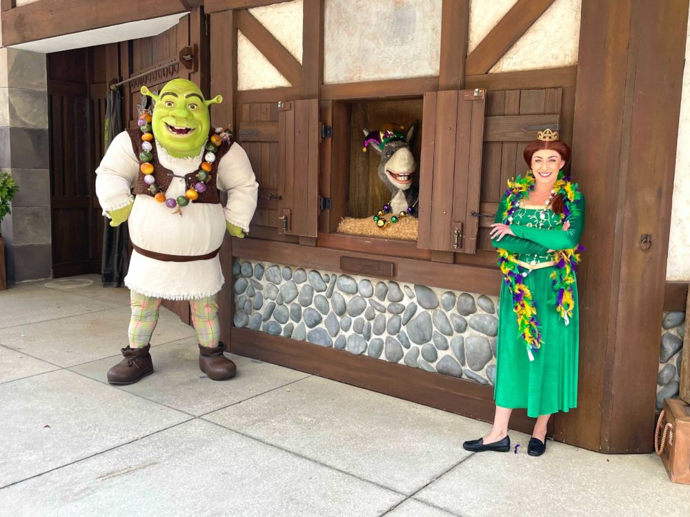 Shrek, Donkey, and Fiona meet-and-greet