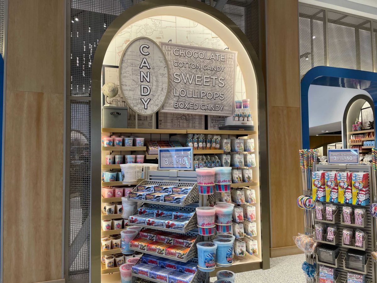 universal-studios-store-2