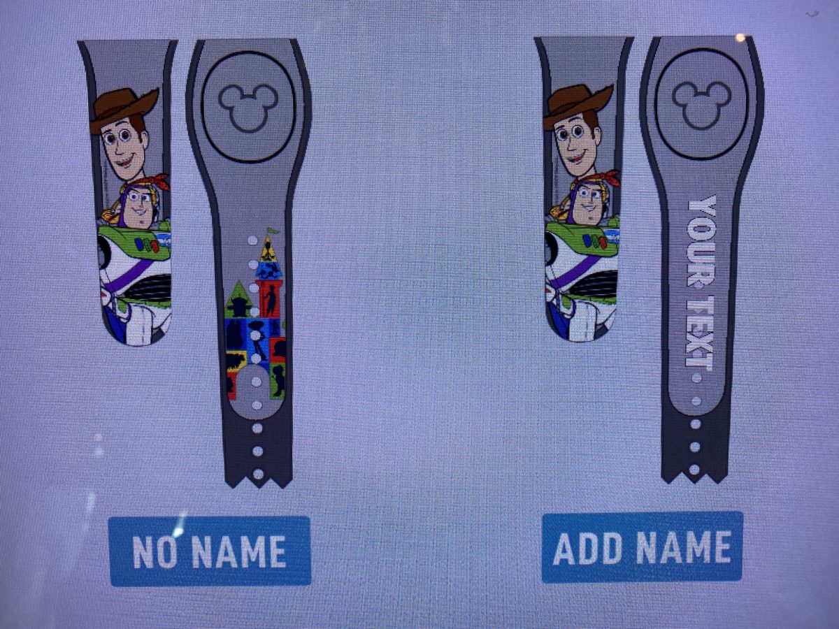 buzz-woody-toy-story-magicband-made-kiosk-magic-kingdom-05192021